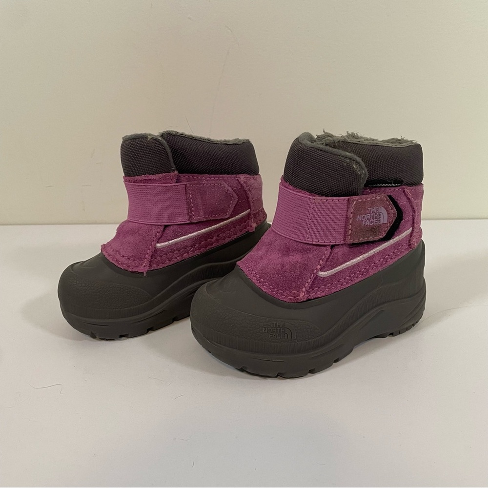 North Face Alpenglow Purple/ Pink  Waterproof Snow Boot Toddler Kids Size 5
